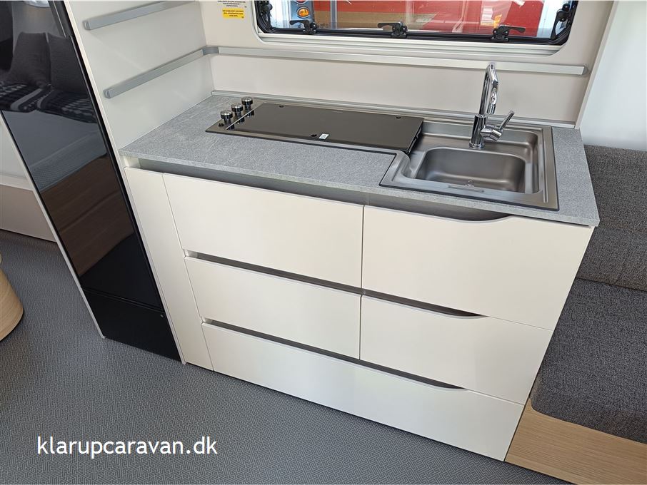 Adria Adora 613 UT Alde Centralvarme